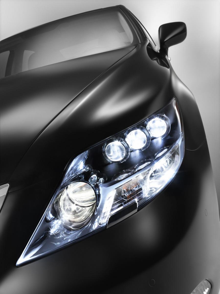  Lexus LS600h L 2007 года  (фото 73 из 224)